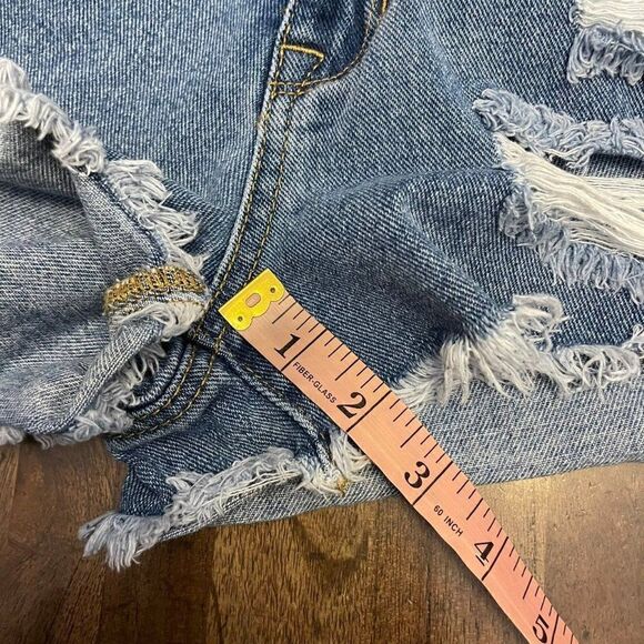 PacSun High Rise Festival Shorts - Picture 9 of 9